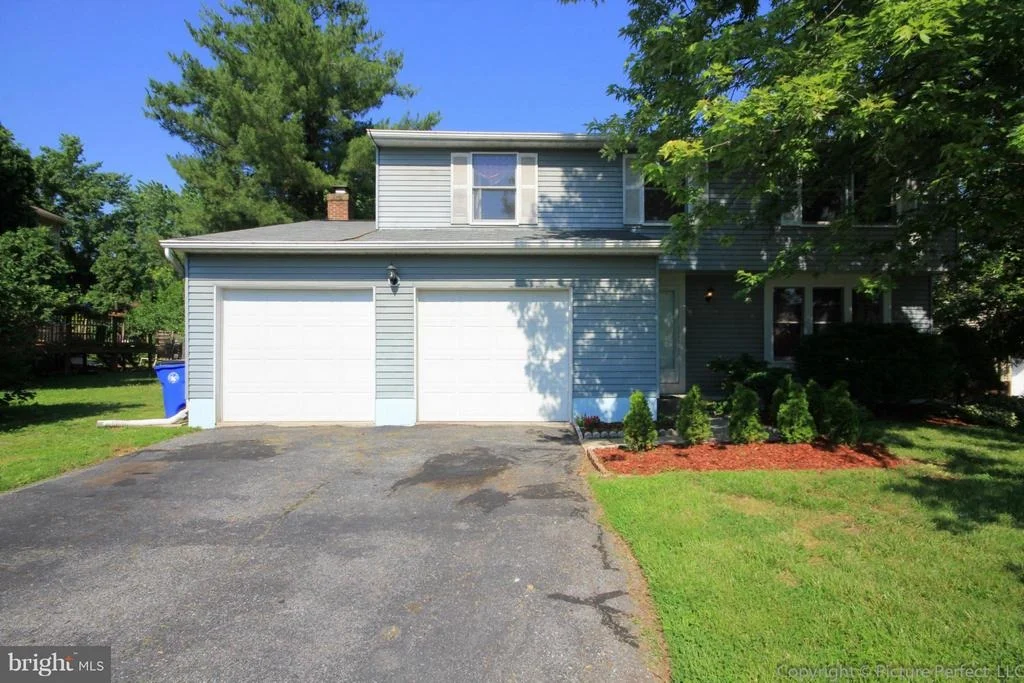 Photo of 577 BINFORD COURT