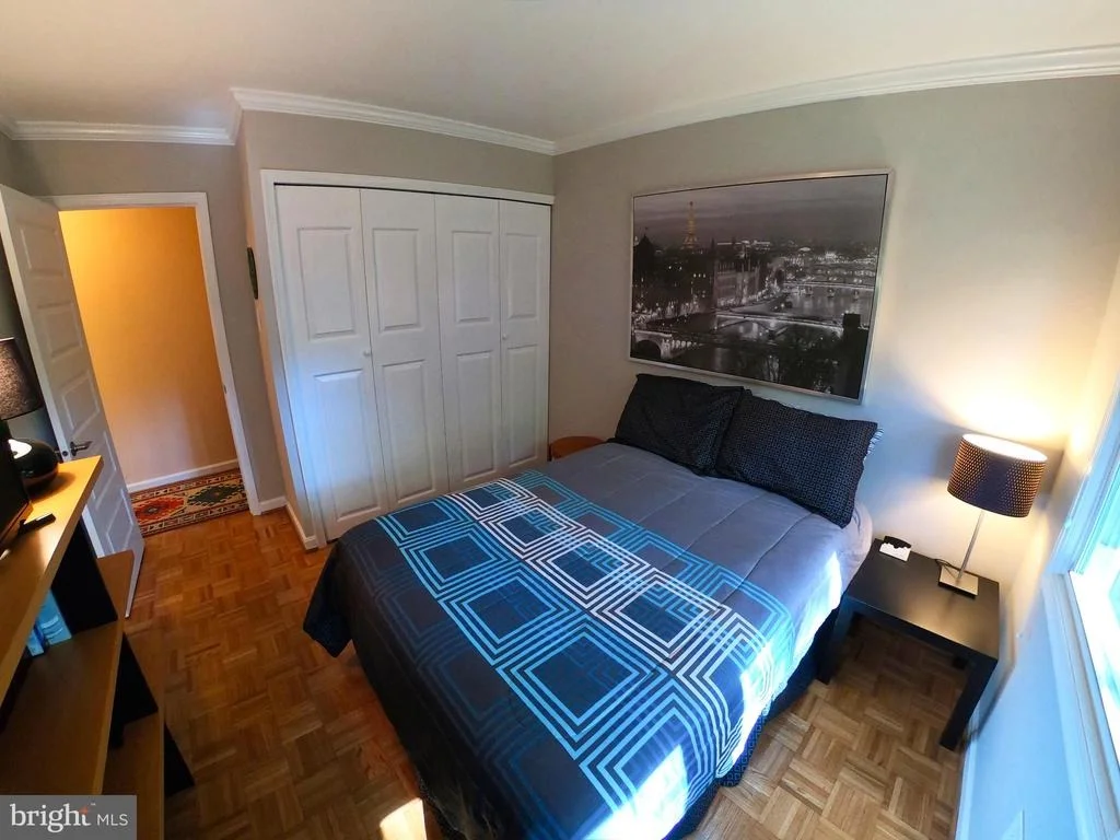 Photo of 14001 BETHPAGE LANE