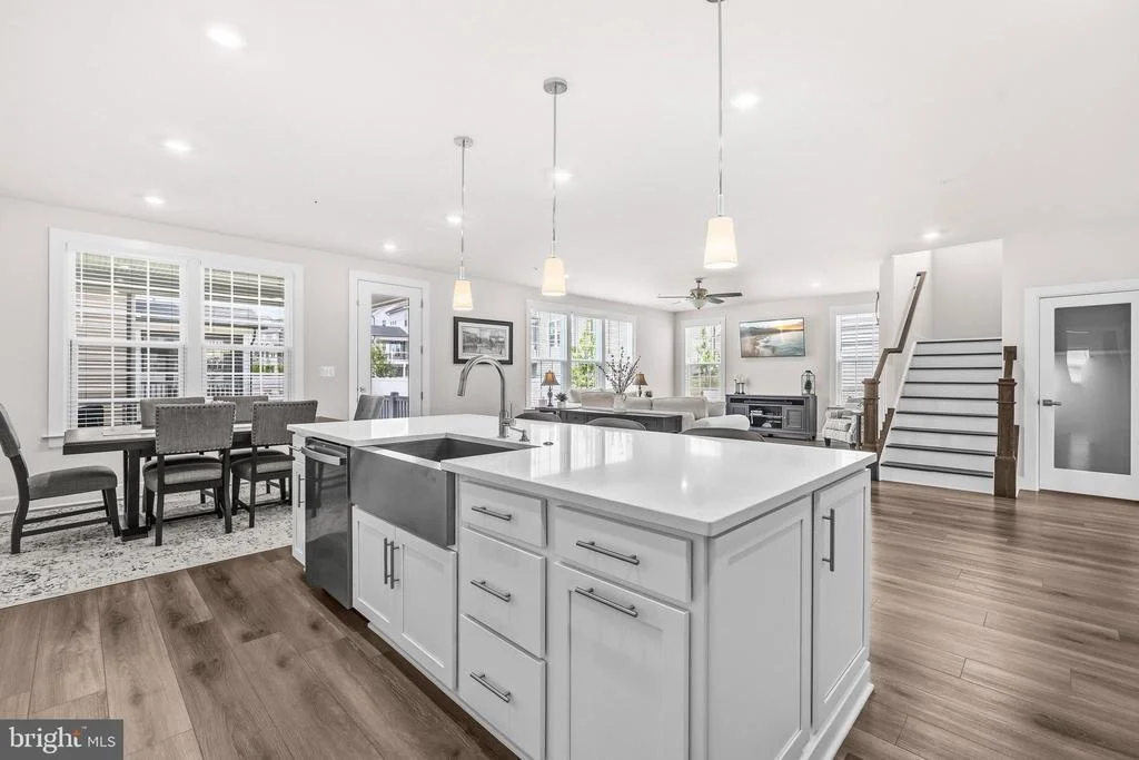 Photo of 15503 TWIN RIVER CIR
