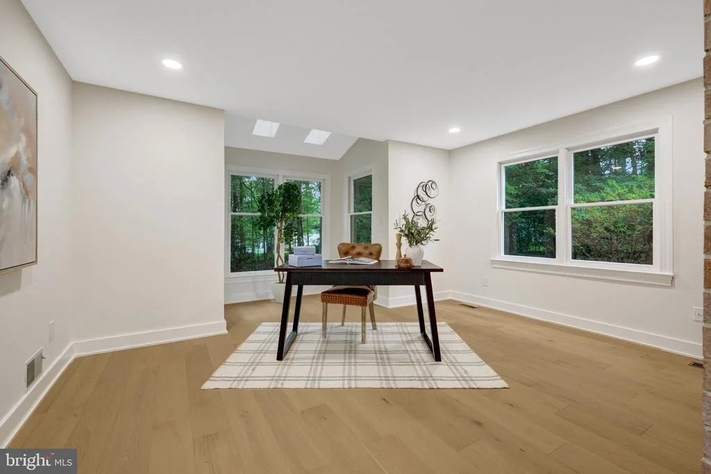 Photo of 1132 SPRINGVALE ROAD