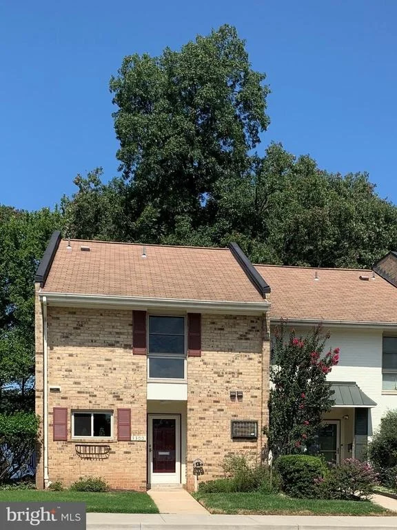 Photo of Unit 80A at 3300 GLENEAGLES DRIVE