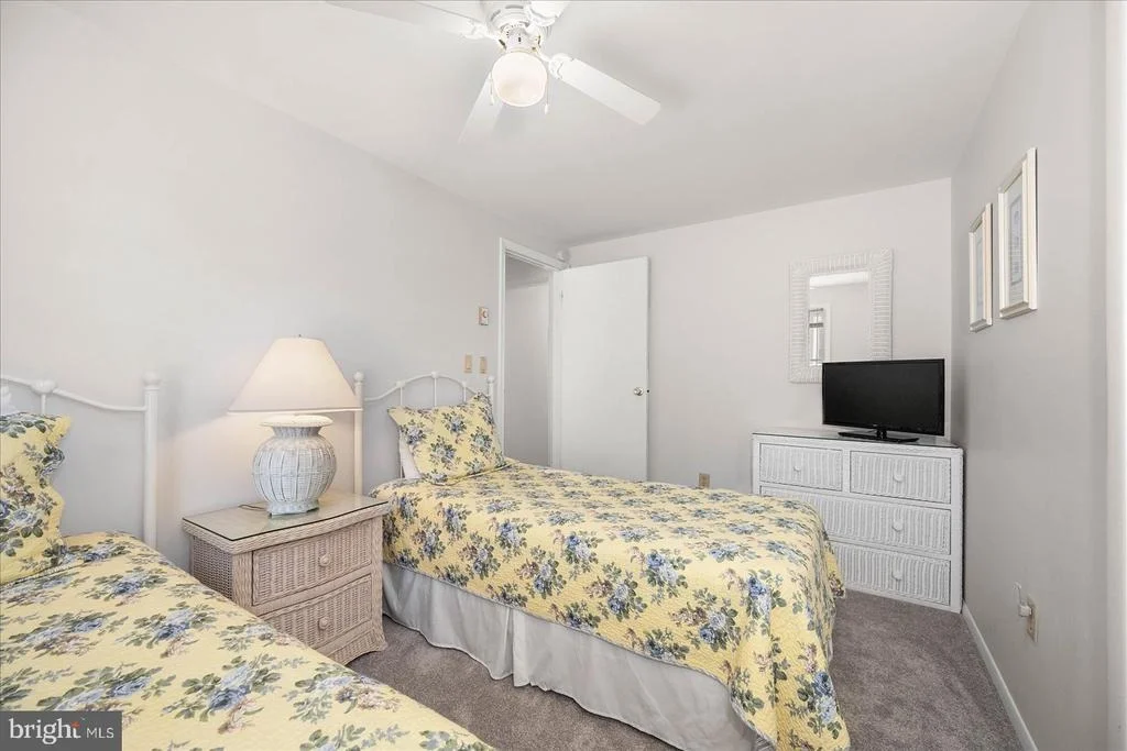 Photo of 333 SANDPIPER DRIVE
