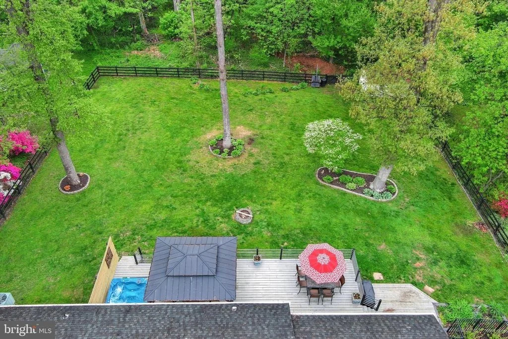 Photo of 4296 WOLF HILL DRIVE