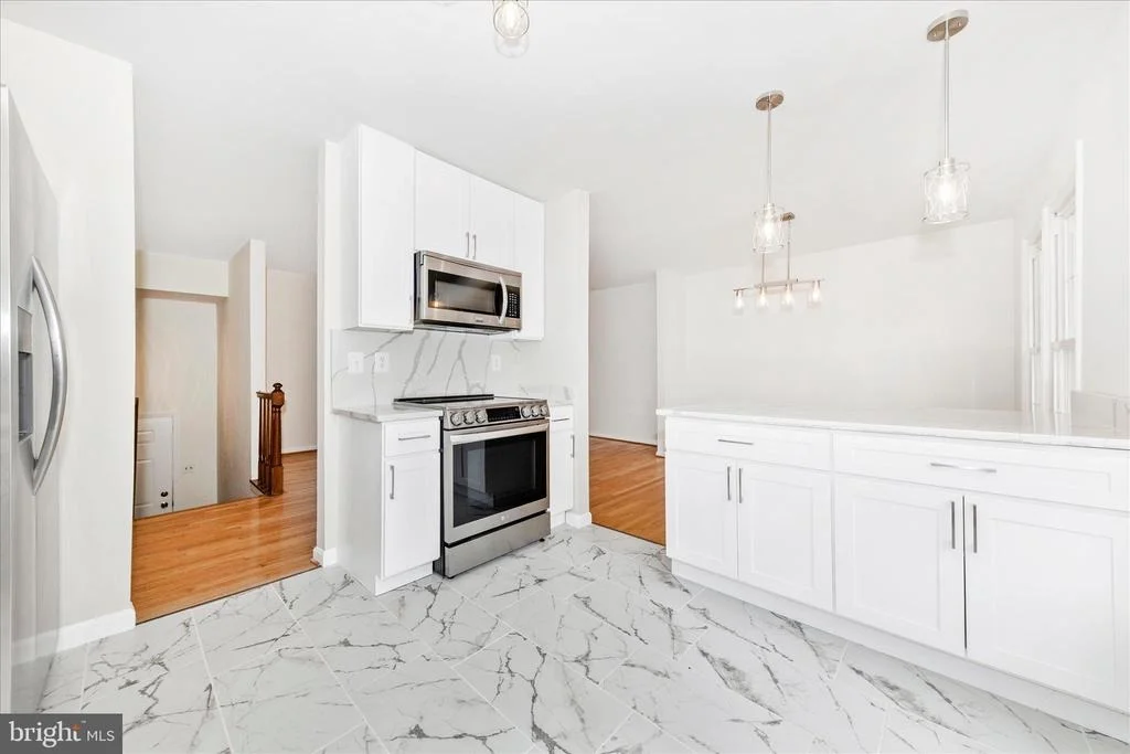 Photo of 176 STONEYBROOK COURT