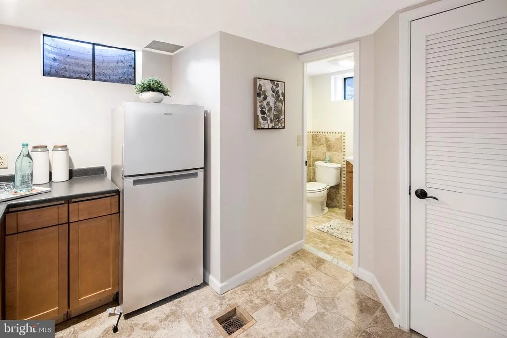 Photo of 5 PETERS LANE