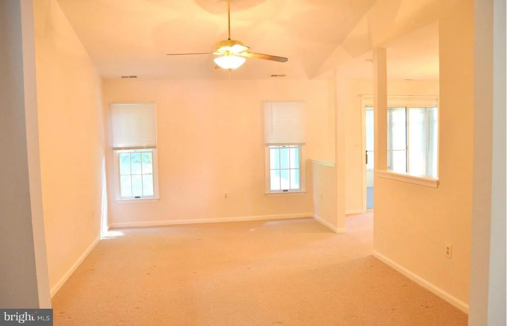 Photo of 837 COXSWAIN WAY