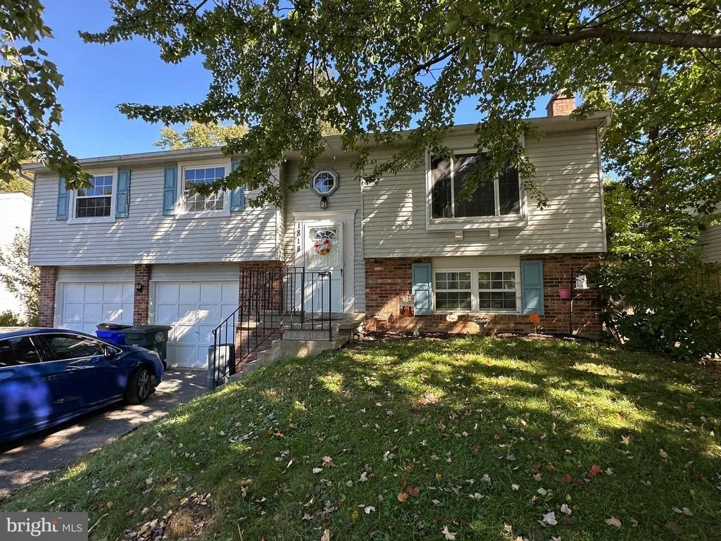 Photo of 1818 ROCKY GLEN DRIVE