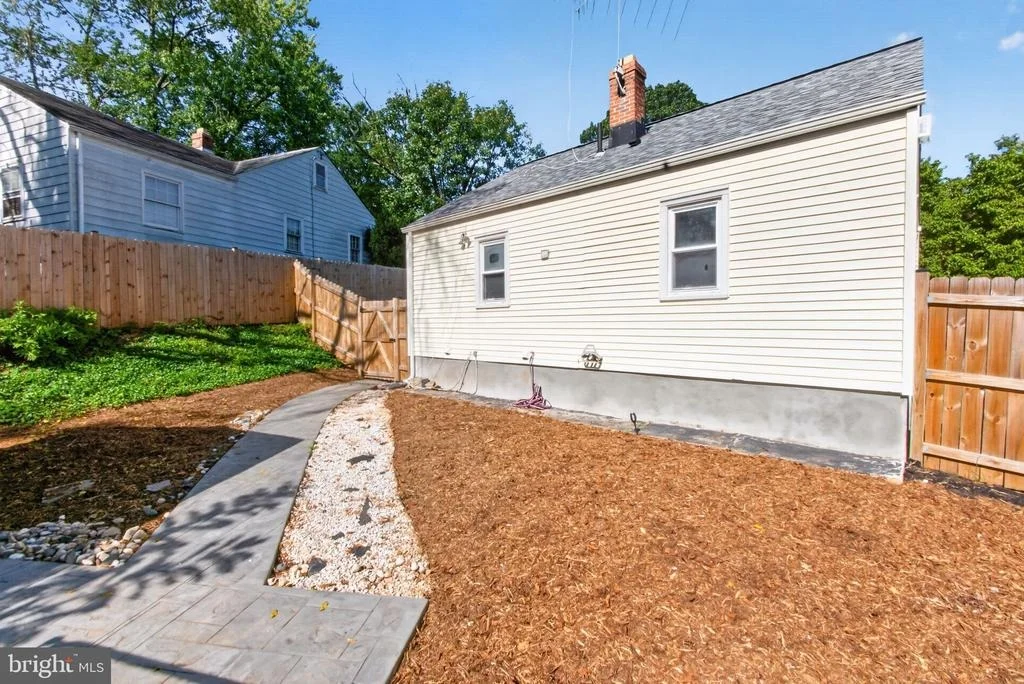Photo of 4202 HIGHWOOD ROAD