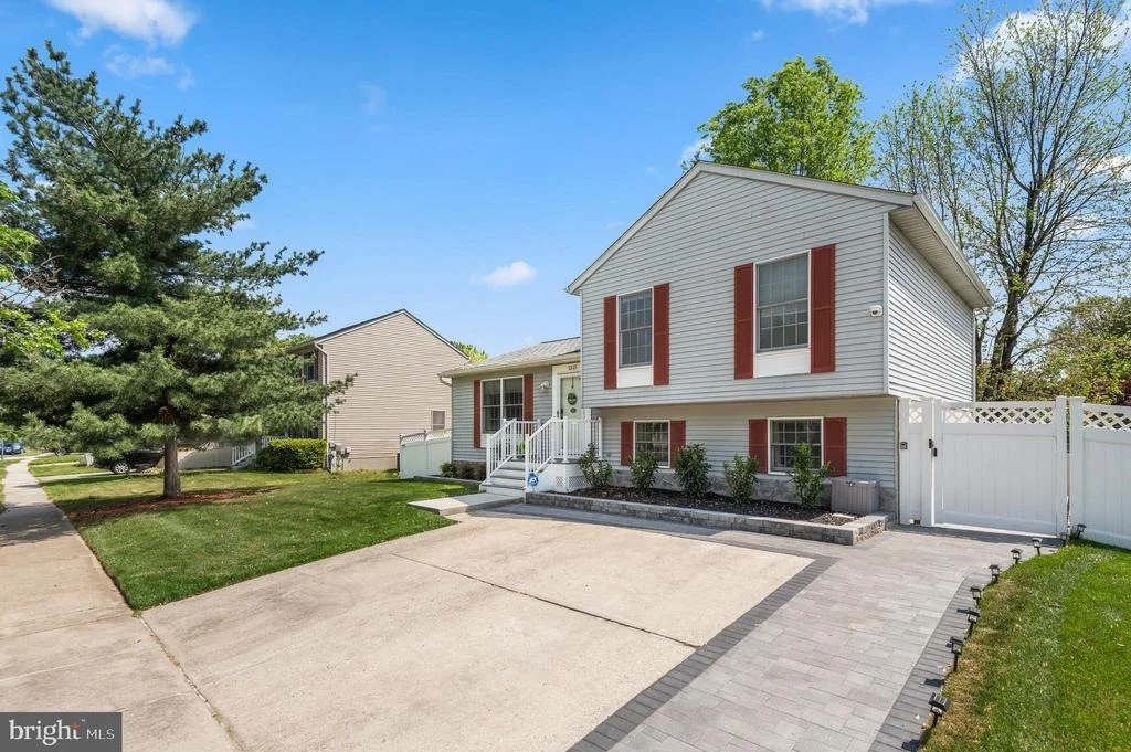 Photo of 1315 SOMERSET ROAD