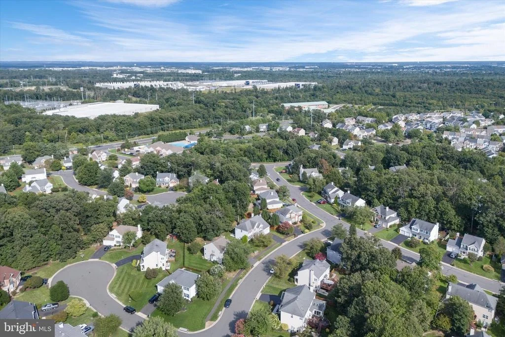 Photo of 8259 TALL TIMBER DRIVE