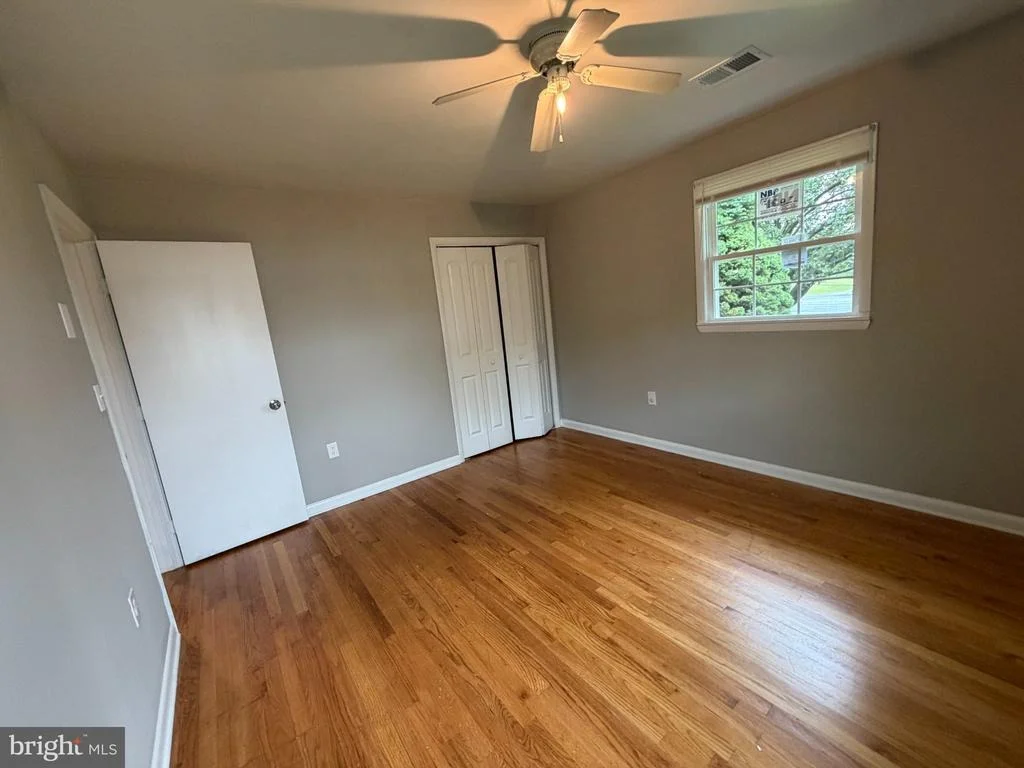 Photo of 3 SPRINGVIEW BOULEVARD