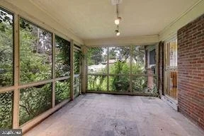 Photo of 321 SOUTHWEST DRIVE