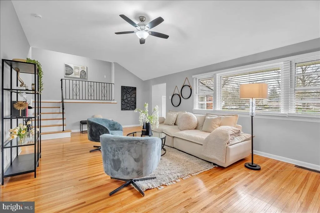 Photo of 180 CHERRY TREE LANE