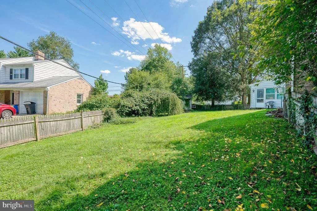 Photo of 625 FOXCROFT DRIVE