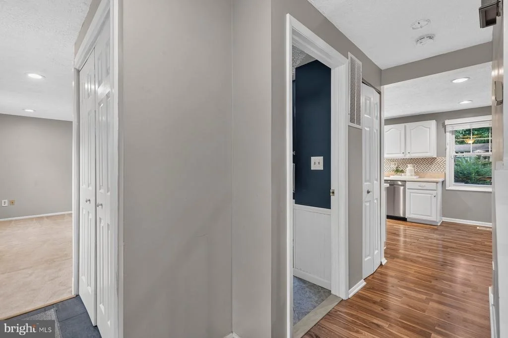 Photo of 935 MARINE DRIVE