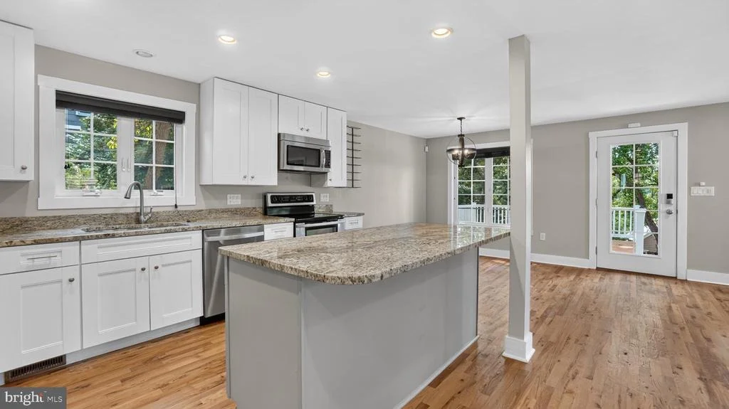Photo of 7732 W SHORE ROAD W