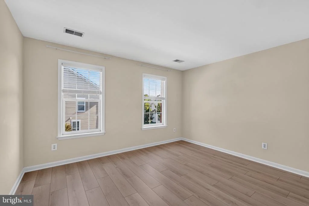 Photo of 6482 WARWICK CIRCLE