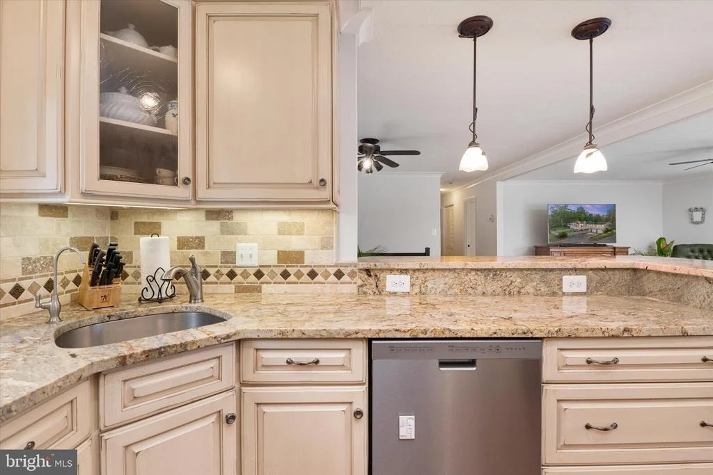 Photo of 508 WALNUT DRIVE