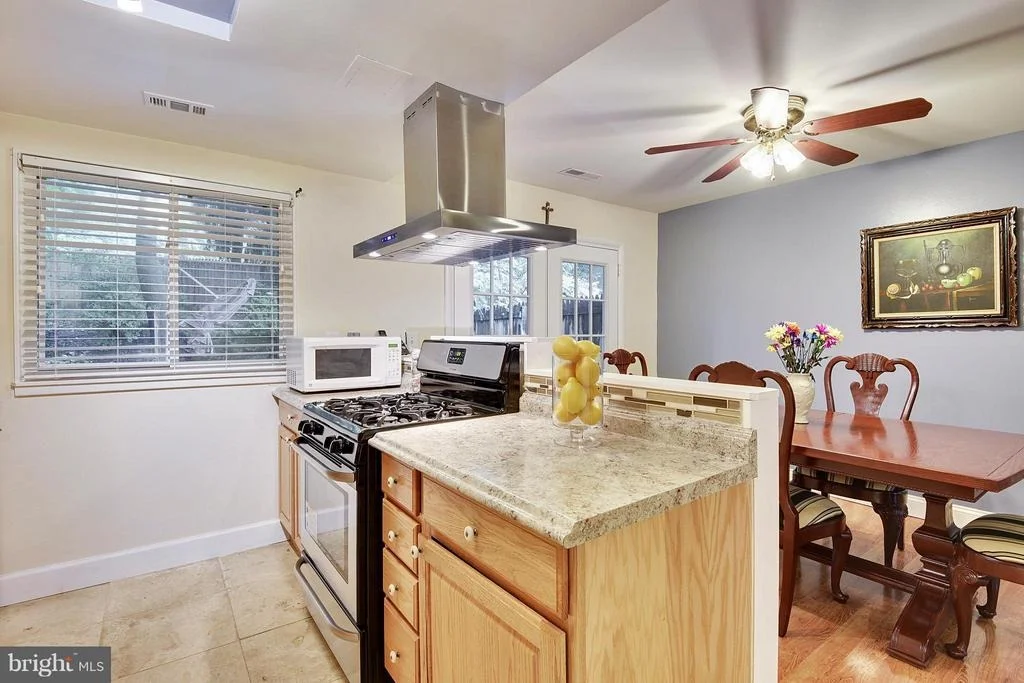Photo of 14904 HYDRUS ROAD