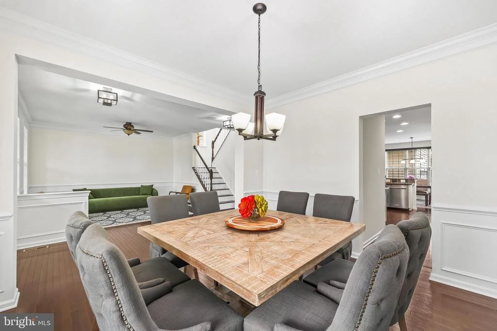 Photo of 43245 BARNSTEAD DRIVE