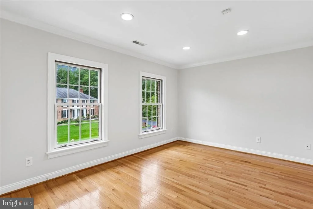 Photo of 9217 FALL RIVER LANE