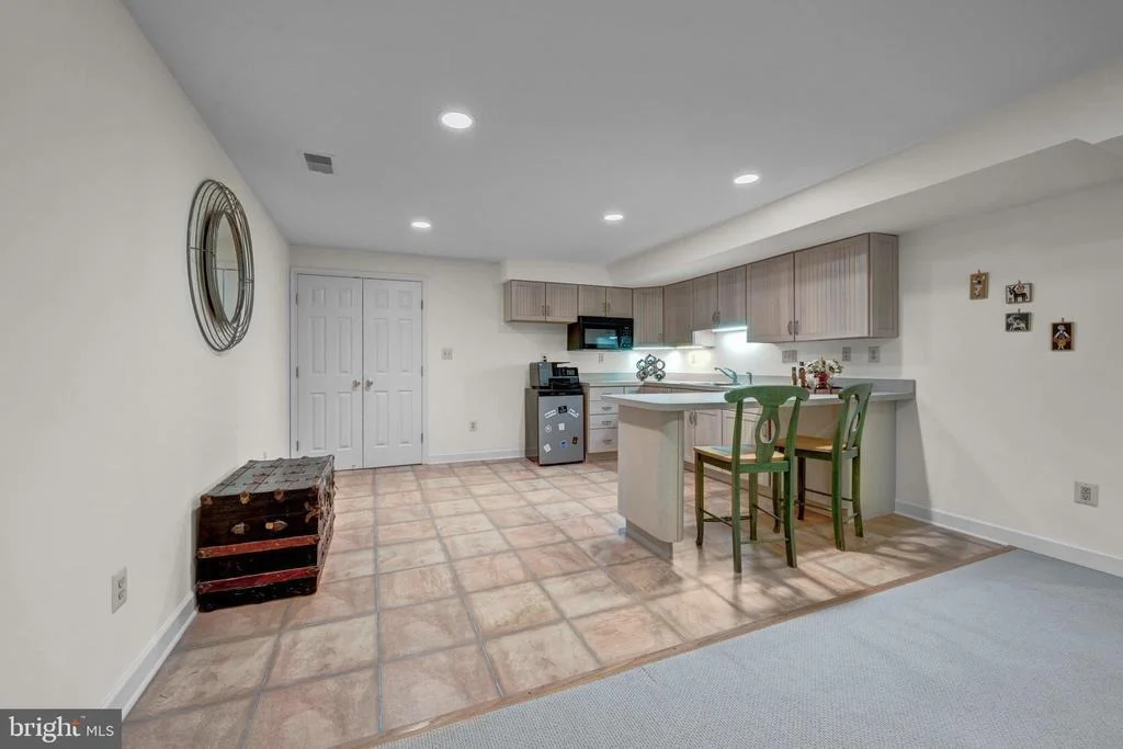 Photo of 40845 FOREST GLEN DRIVE