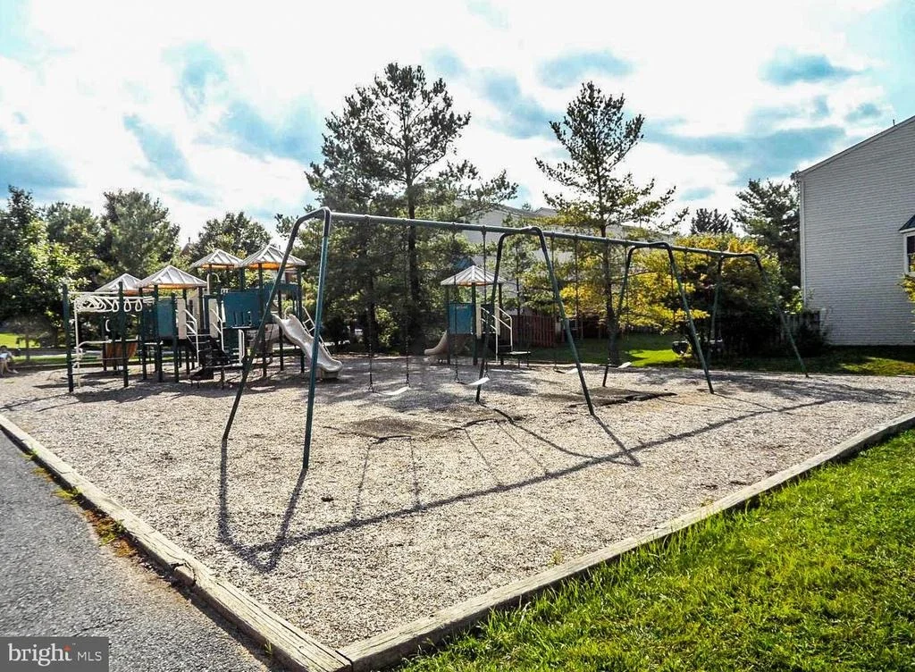 Photo of 13330 DEERBROOK DRIVE