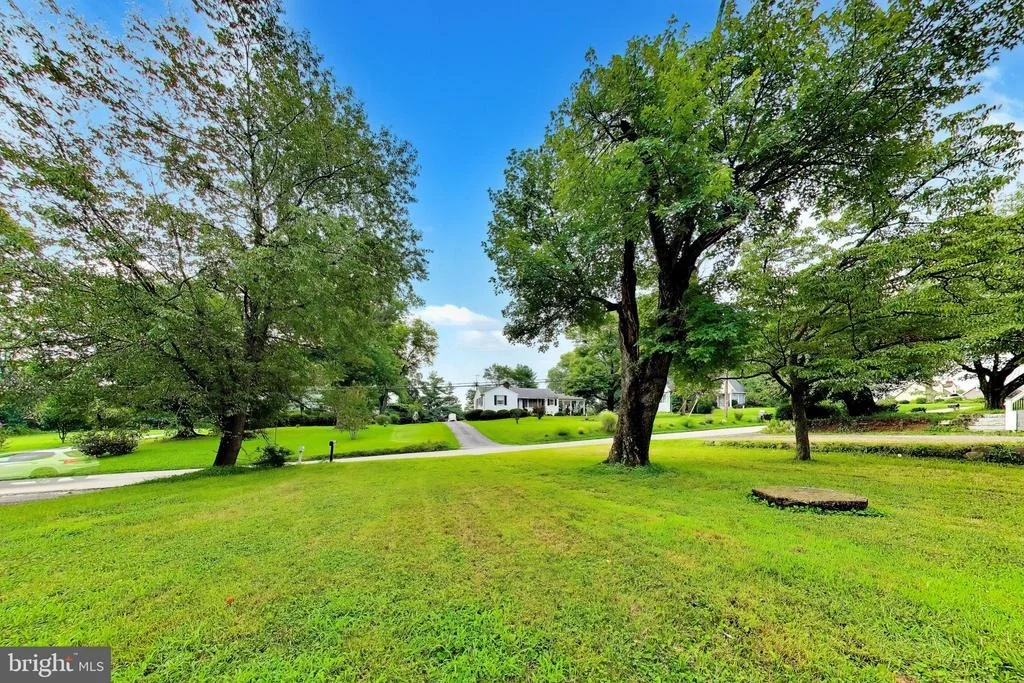 Photo of 16012 BATSON ROAD