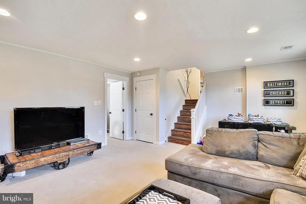 Photo of 11700 DEVILWOOD COURT