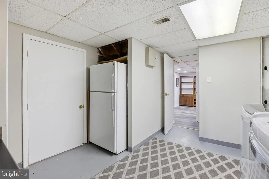Photo of 16100 MALCOLM DRIVE