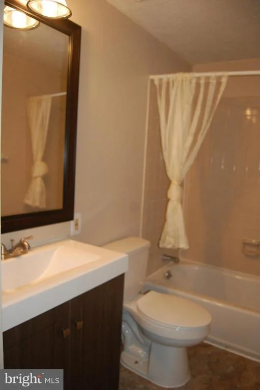 Photo of 418 HEATHER RIDGE DRIVE