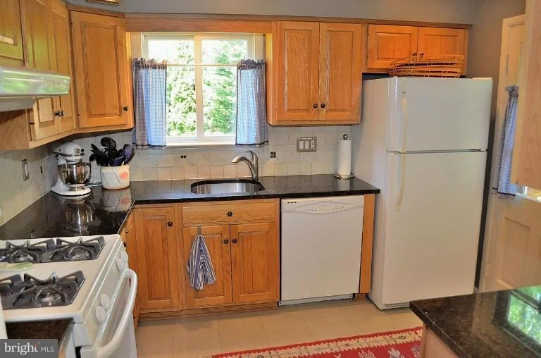 Photo of 1827 OPALOCKA DRIVE