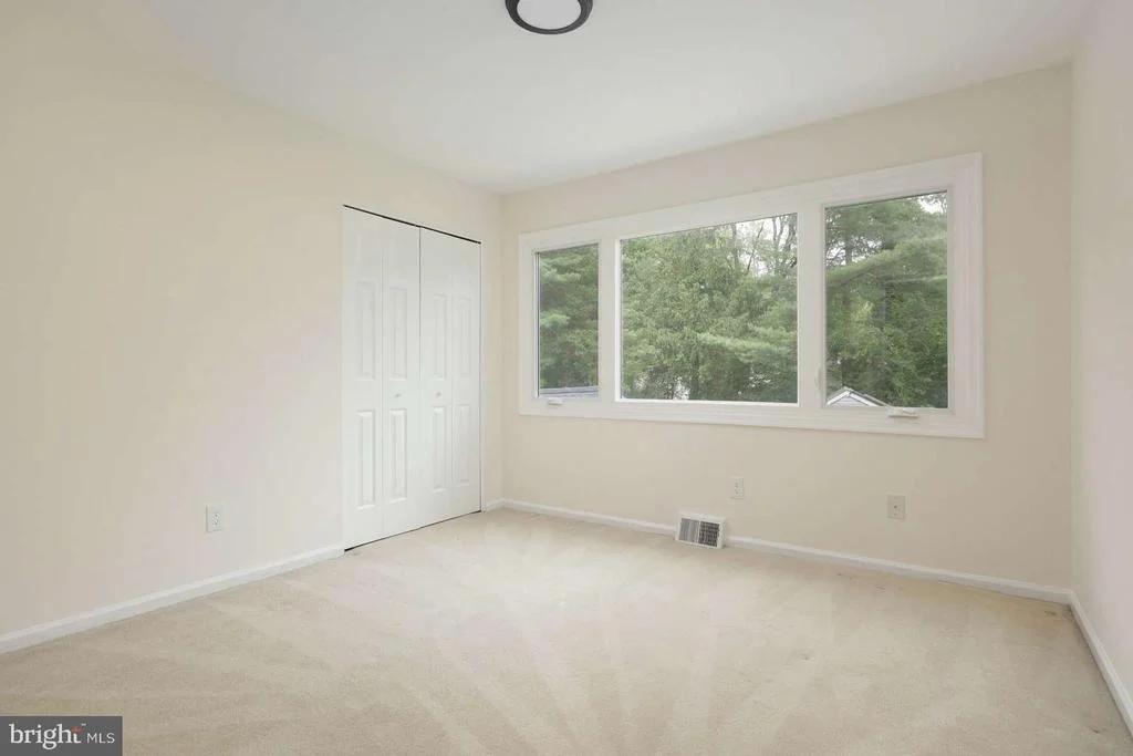 Photo of 24 RIVERVIEW DRIVE