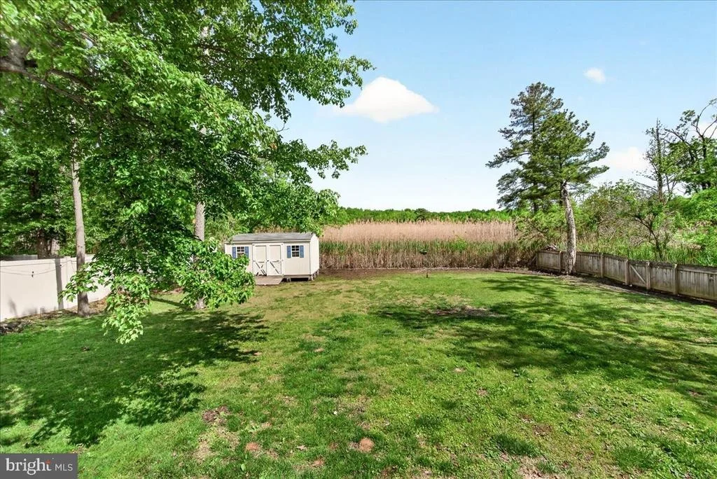 Photo of 3847 HOLLY DRIVE
