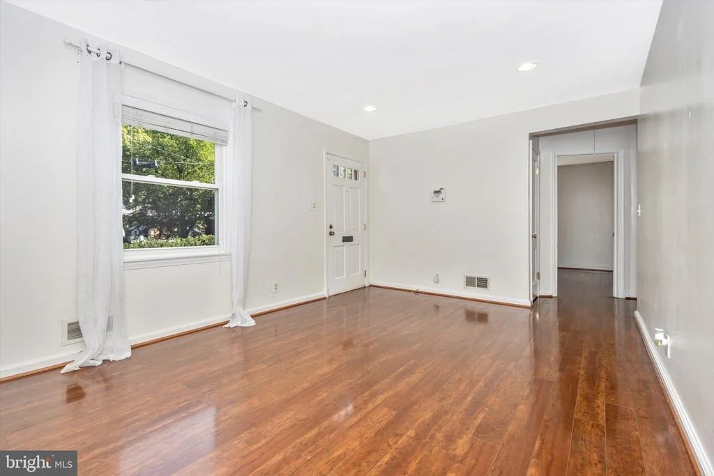 Photo of 1304 WINDHAM LANE