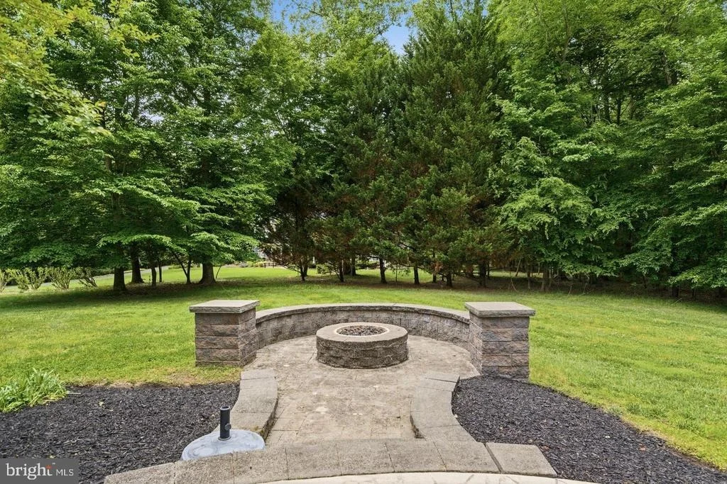 Photo of 3820 LEAFCREST COURT