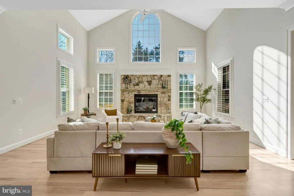 Photo of 1318 KURTZ ROAD