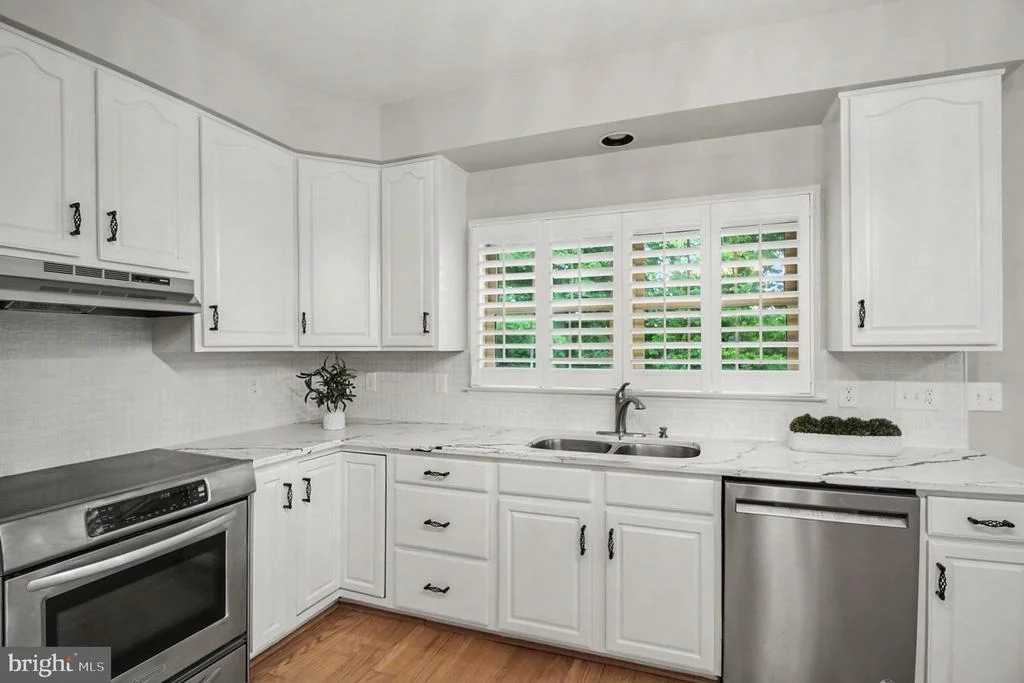 Photo of 7182 BREWSTER LANE