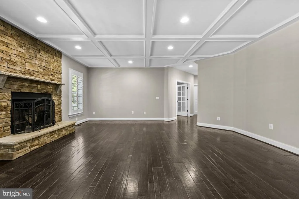 Photo of 8404 STONEWALL DRIVE