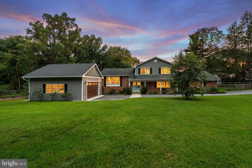 Photo of 384 EAGLE HILL ROAD