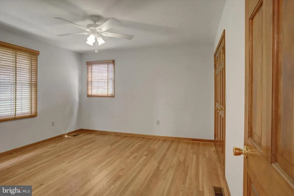 Photo of 8001 MAPLEVILLE ROAD