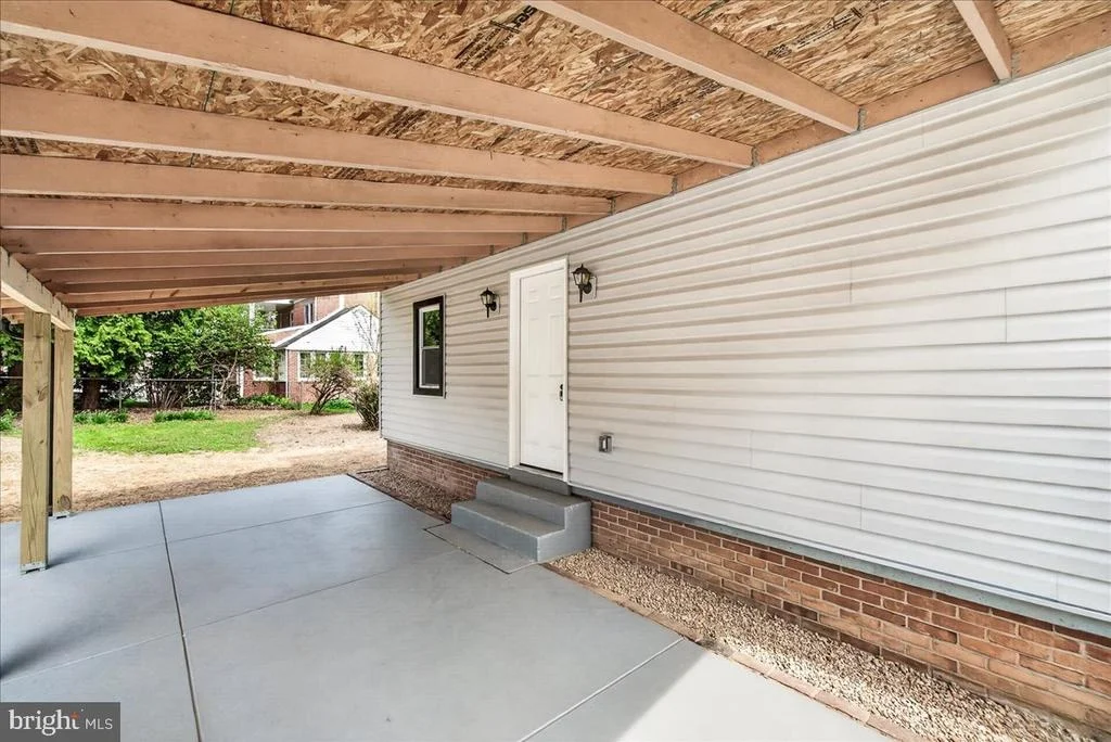 Photo of 629 WILSON PLACE