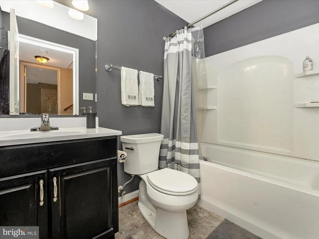 Photo of 6469 SADDLEBROOK LANE