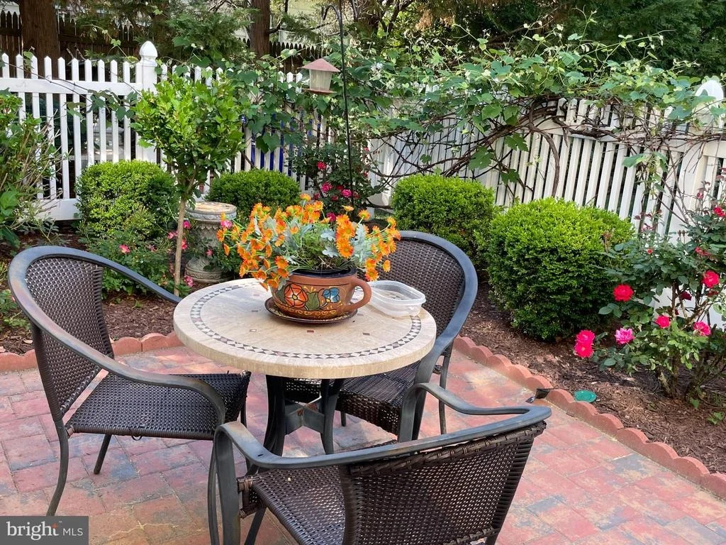 Photo of 9217 COPENHAVER DRIVE