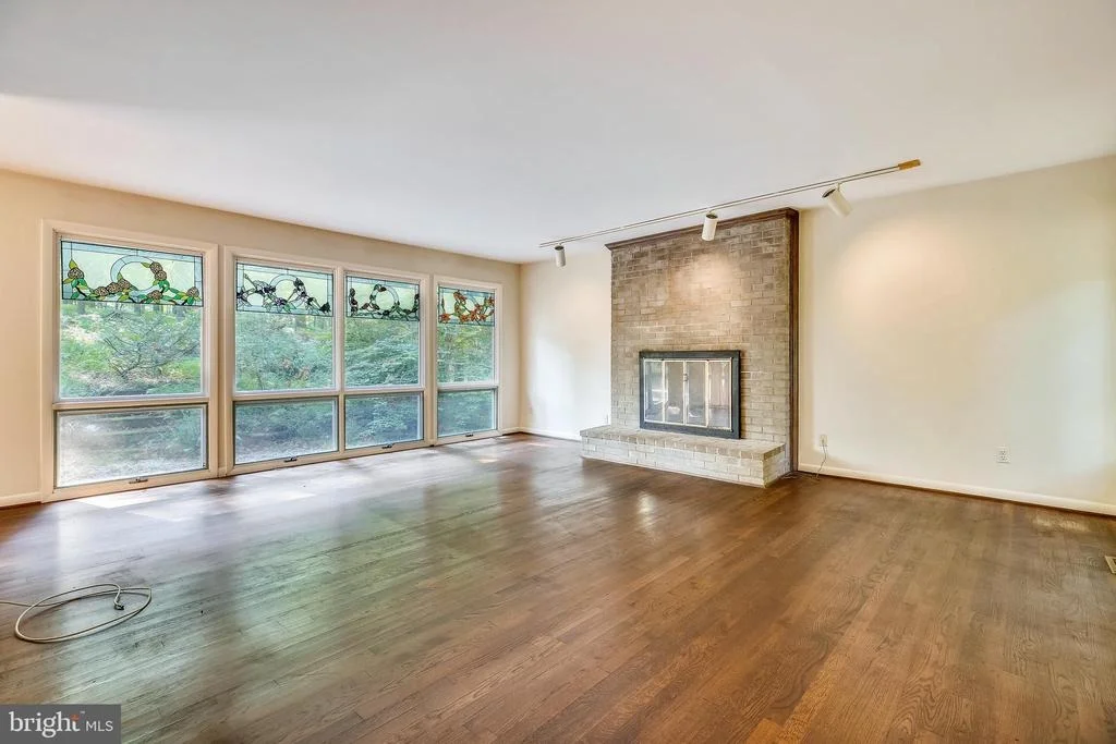 Photo of 8206 BONDAGE DRIVE