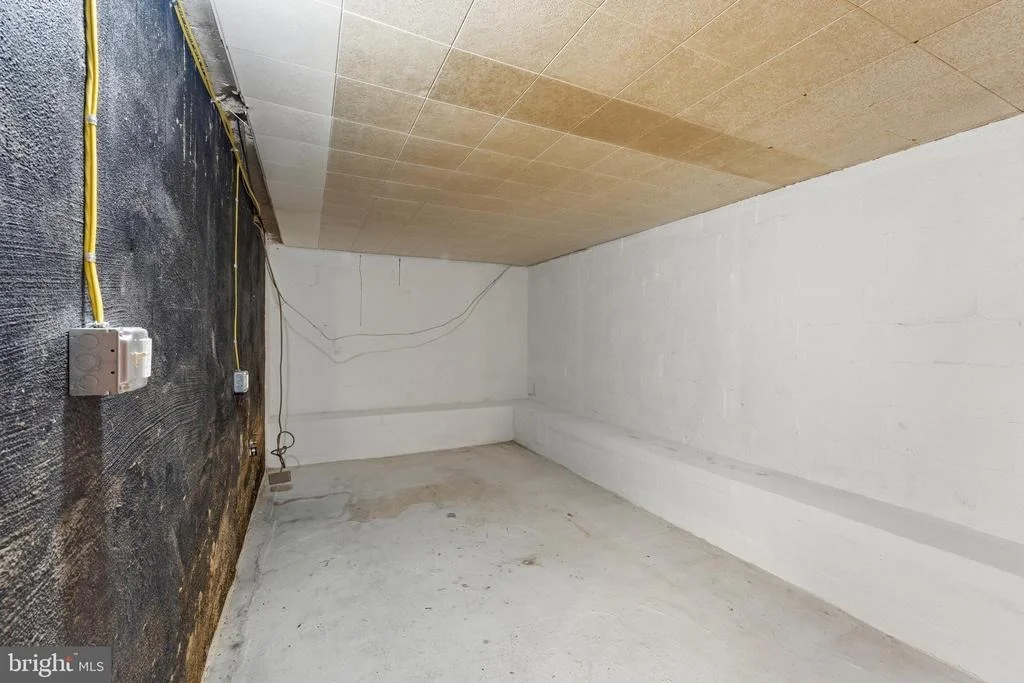 Photo of 228 NORTHWEST TERRACE
