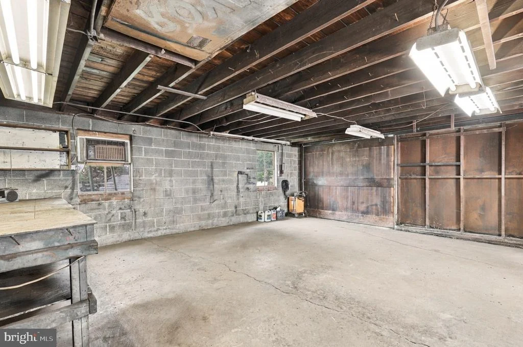 Photo of 313 ADAM ROAD