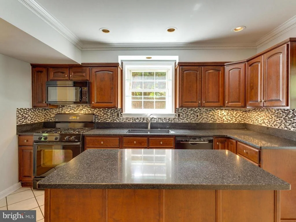 Photo of 8932 STARK ROAD