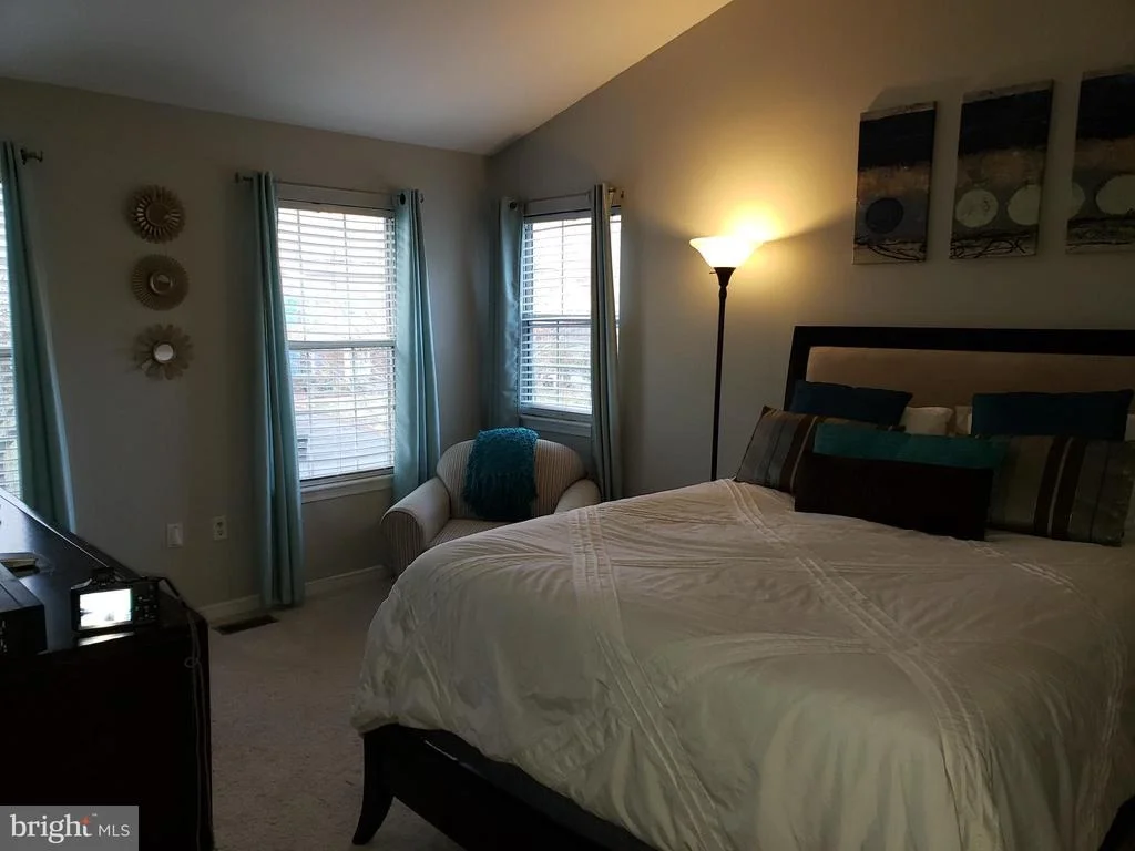 Photo of 9103 JOUSTING LANE