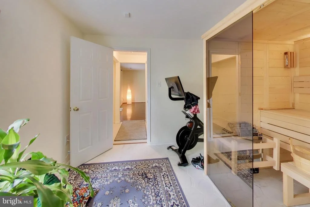 Photo of 2421 PONDSIDE TERRACE